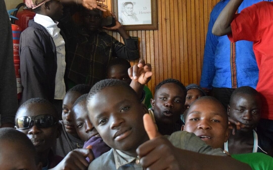 Defendiendo los derechos de los niños que viven en la calle en Kenia